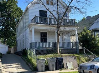 1554 W Chambers St, Milwaukee, WI 53206