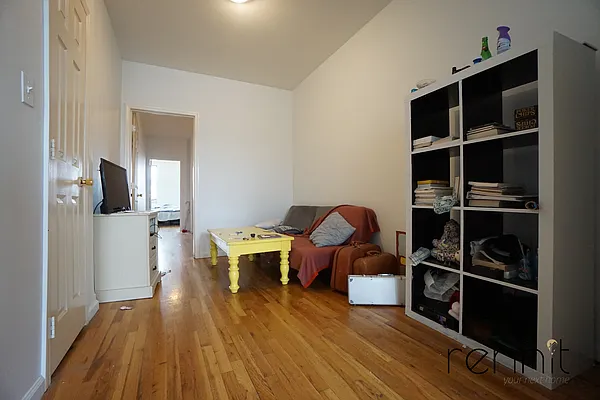 Rented by Rennit Inc. | media 3