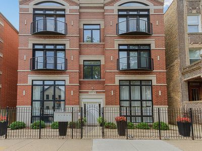 2835 W Lyndale St #2B, Chicago, IL, 60647