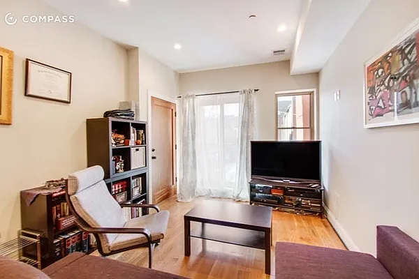 Rented by Compass | media 2