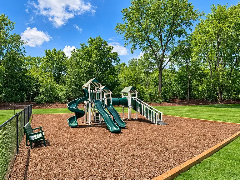 Sherwood Forest Estates — Photo 6