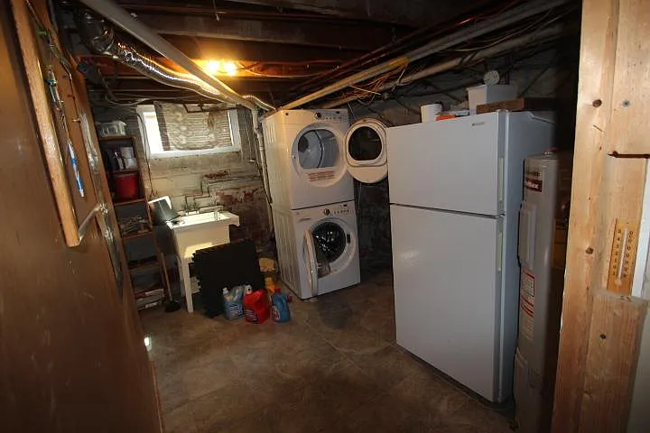 867 N Abingdon St #B — Photo 23