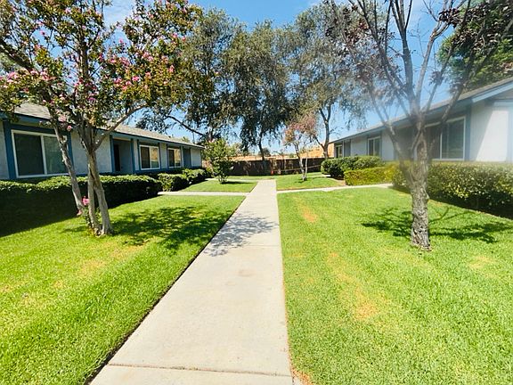3rd image of 4680 Jurupa Ave