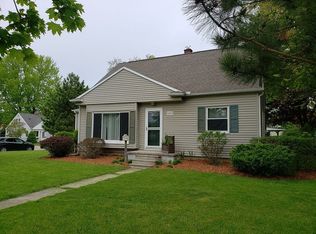 601 Herrick Park Dr, Tecumseh, MI 49286