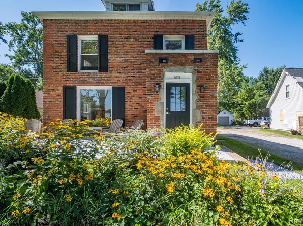 6094 River Rd, East China, MI 48054