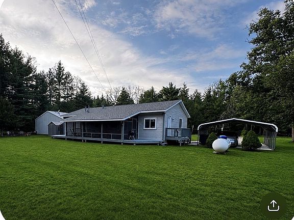2nd image of 3057 W 72nd St