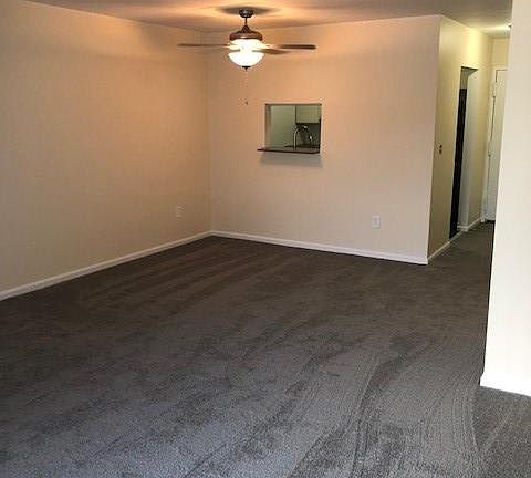 5th image of 2900 Knollridge Dr APT E