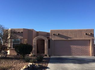 650 Lori Dr, Las Cruces, NM 88005