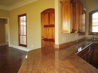 5th image of 6285 Beau Douglas Ave