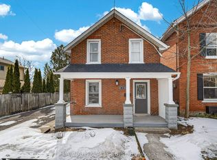 43 Ware St, Peterborough, ON K9J 2B5