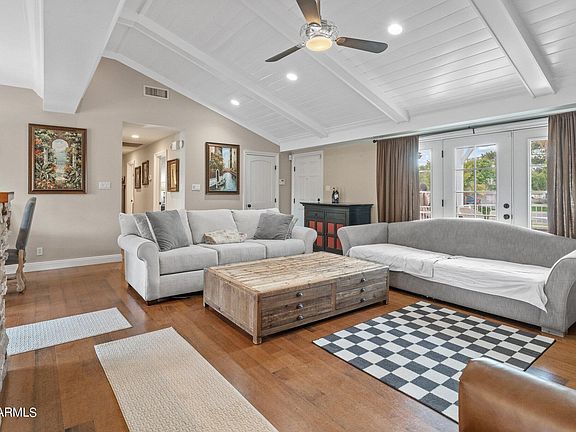 3rd image of 6371 E ROSE CIRCLE Drive