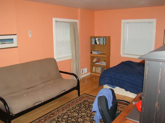 1 bed, 1024 sqft, $1,400 — Photo 2