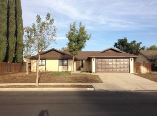 454 Blakeley Dr, Lemoore, CA 93245
