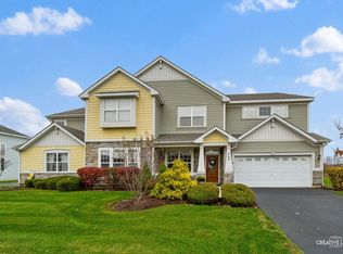 363 Copper Springs Ln, Elgin, IL 60124