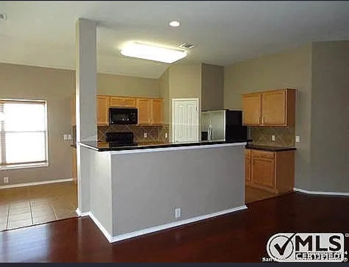 632 Rooster Run — Photo 2