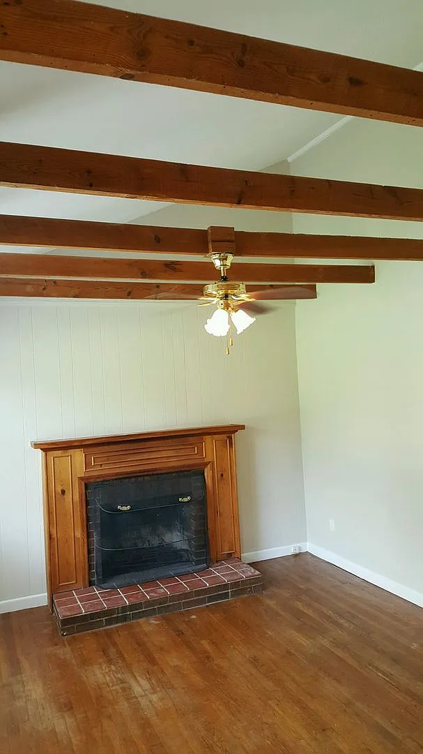 508 Oakcrest Rd — Photo 4