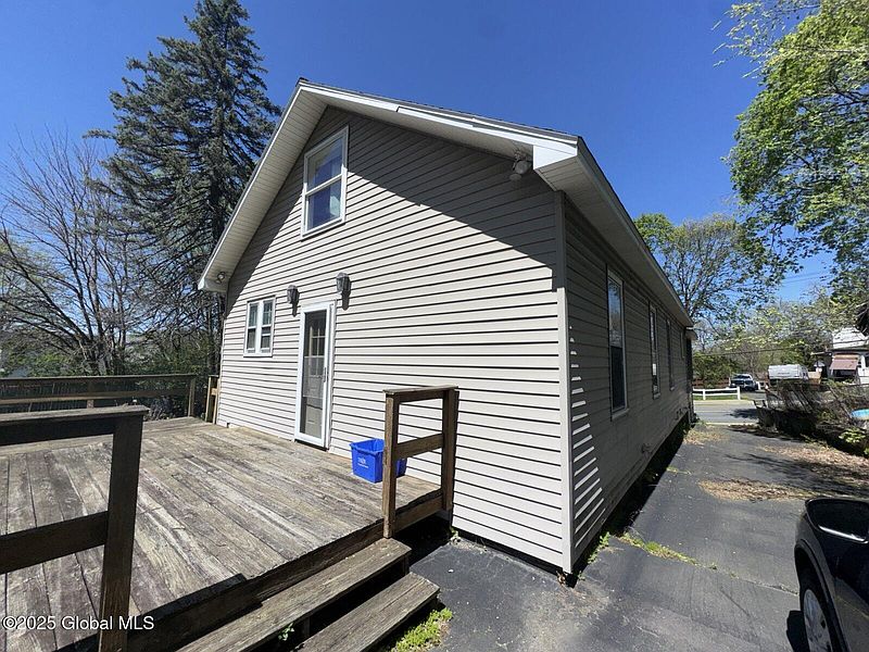 5th image of 36 Northern Drive