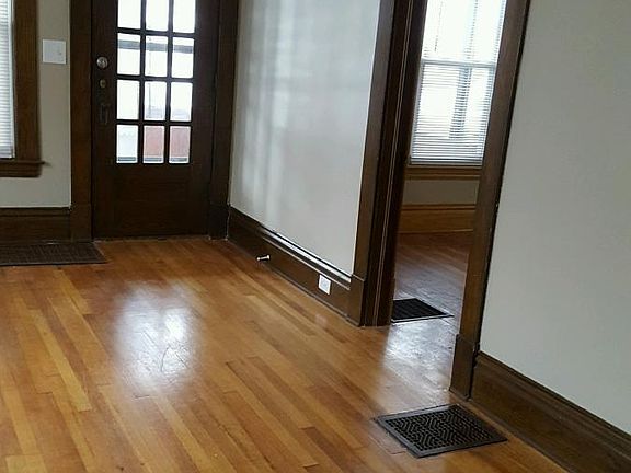 3rd image of 1239 Lake Michigan Dr NW