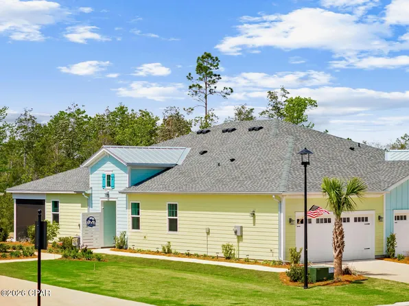 9076 Parrot Pl, Panama City Beach, FL 32413