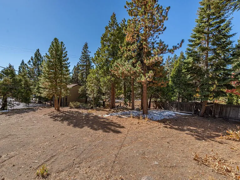3130 Fabian Way — Photo 26