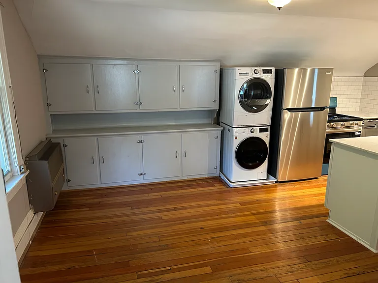 630 Buchanan St NE #2 — Photo 3