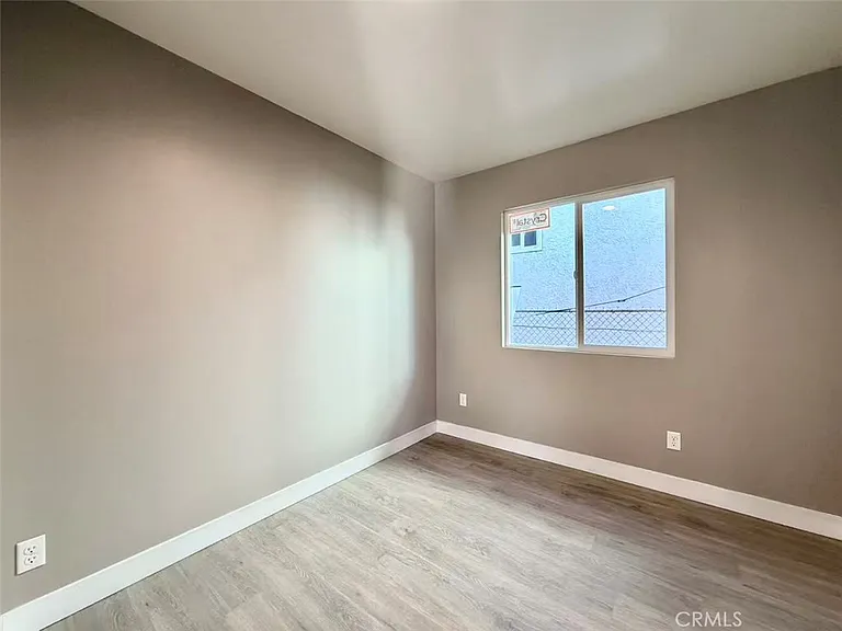 621 Leonard Ave #621A — Photo 11