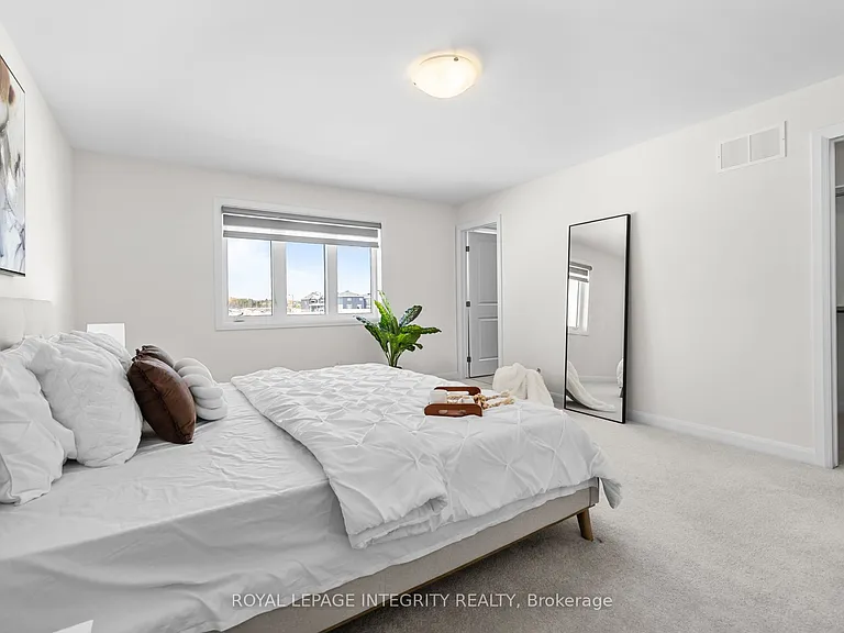 166 Invention Blvd — Photo 24