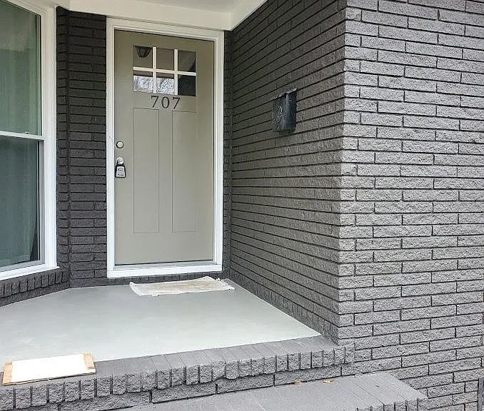 707 Shelley Rd — Photo 1