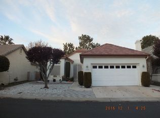 19568 Rolling Green Dr, Apple Valley, CA 92308