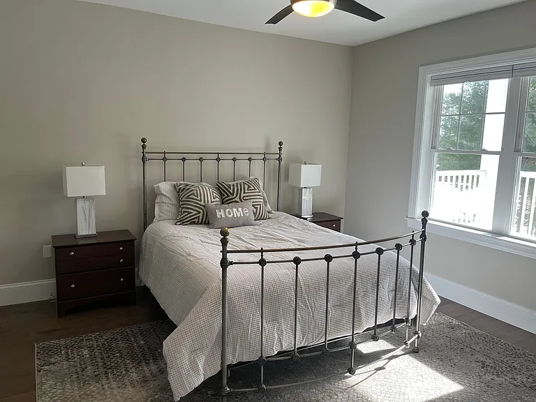 8 Island Ct #309 — Photo 9