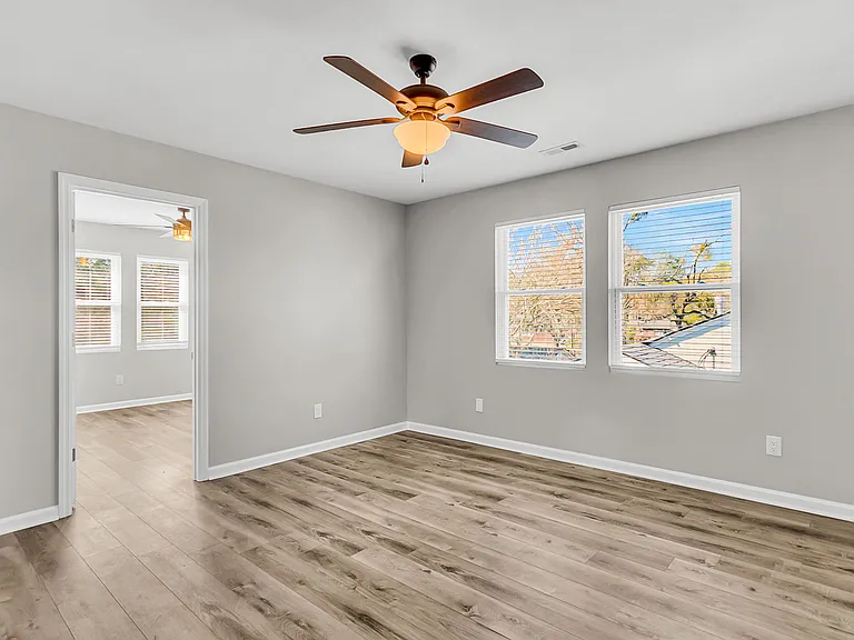 1187 Marquis Rd — Photo 37