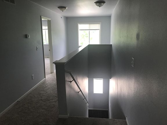 4th image of 2133 Bunker Ln APT 5