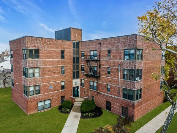 67 W 48th St APT 235, Bayonne, NJ 07002