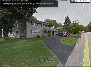 21 Mooreland St, Milford, NH 03055