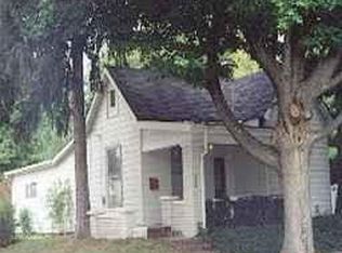 204 N Wood St, Greenfield, IN 46140