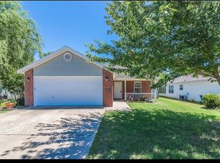 2301 SW 10th St, Bentonville, AR 72712