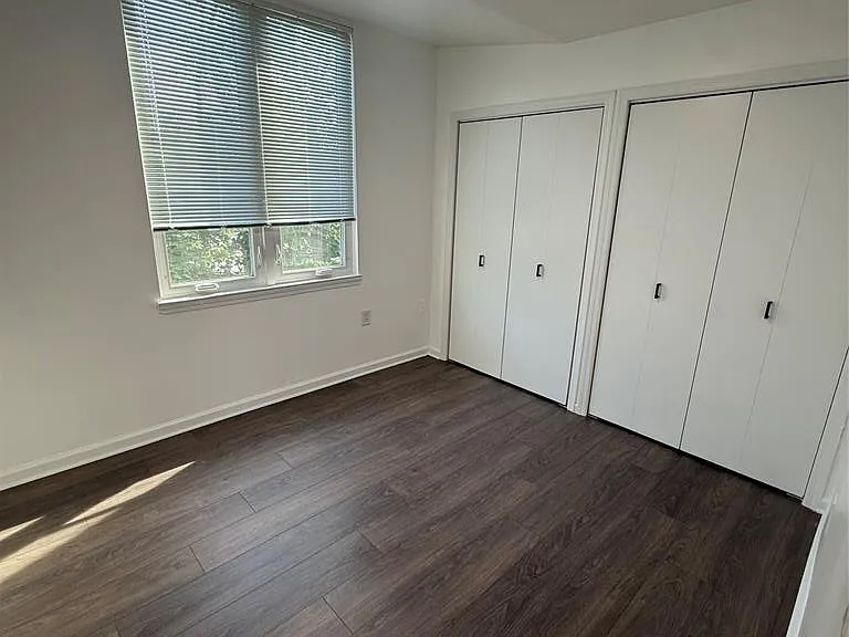 310 Passaic Ave — Photo 8