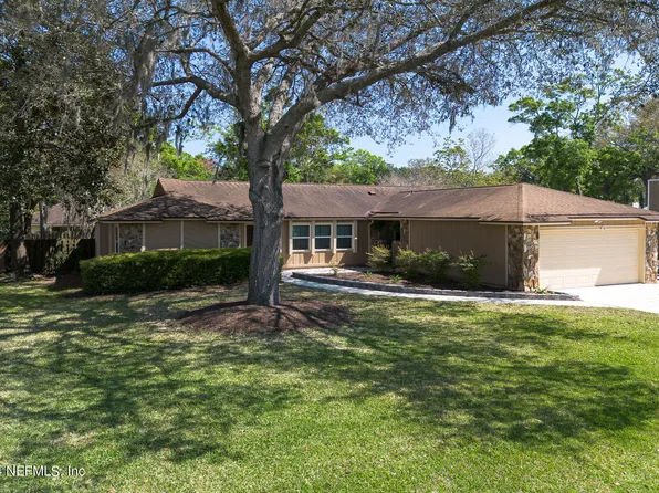 6137 ISLAND FOREST Drive, Fleming Island, FL 32003