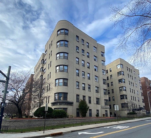 1st image of 311 Main St #2C