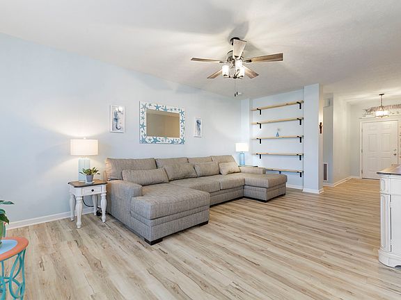 5th image of 4532 Plowman Dr