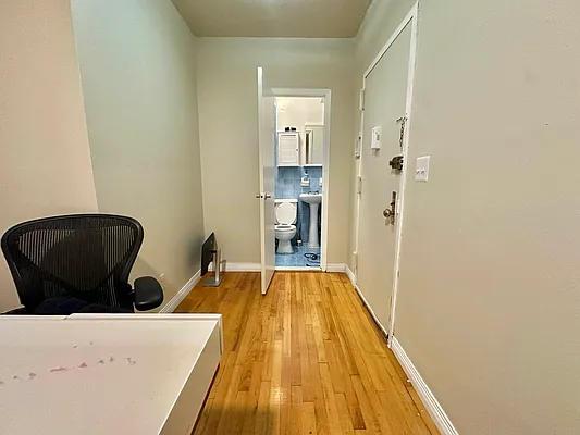 Rented by Oxford Property Group | media 11