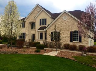 4459 Oakwood Ln, Nazareth, PA 18064