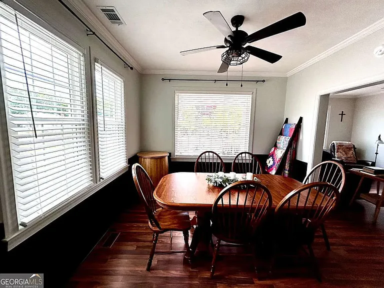 259 N Oliver St #A — Photo 11