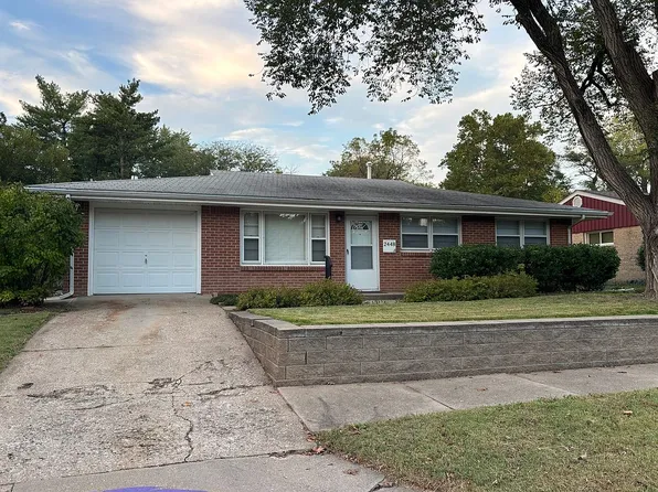 2448 Himes Rd, Manhattan, KS 66502
