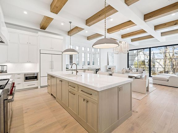 3rd image of 267 Churchill Oaks Dr