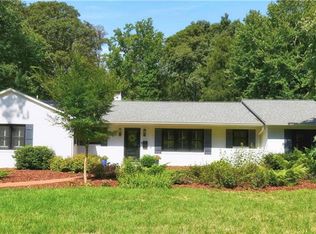 706 Chester Rd, Winston Salem, NC 27104