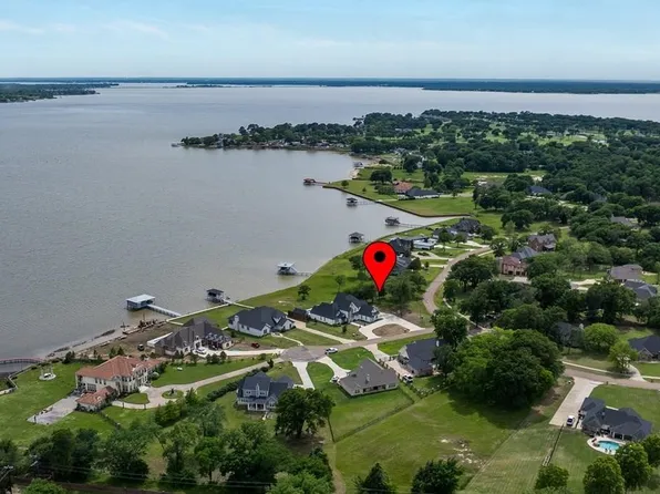 203 Cape Shore Dr, Kemp, TX 75143