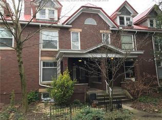 21 Arlington Ct, Charleston, WV 25301