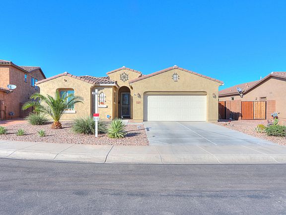 2nd image of 40848 W Parkhill Dr