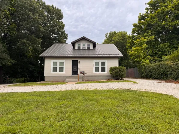 1215 Southwest Blvd, Jefferson City, MO 65109